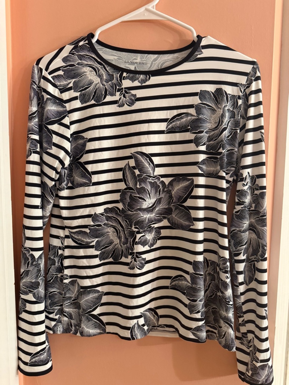 Lands' End Women’s Black & White Striped Floral Long-Sleeve Top size small